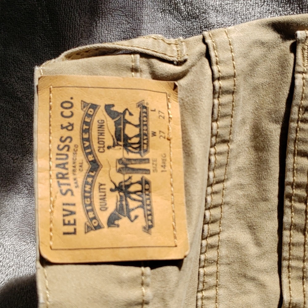 Levi skinny jeans